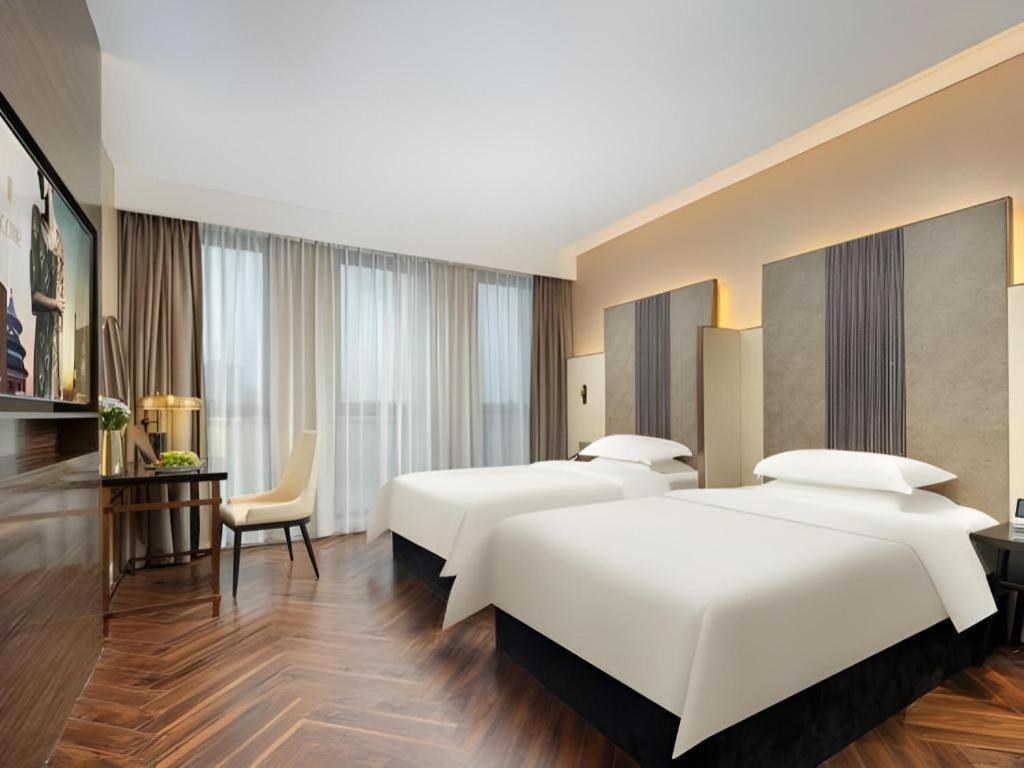 Jinjiang Metropolo Hotel - Taizhou Wanda Plaza Exterior photo