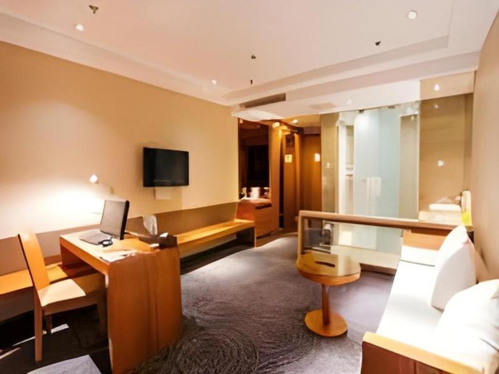 Jinjiang Metropolo Hotel - Taizhou Wanda Plaza Exterior photo
