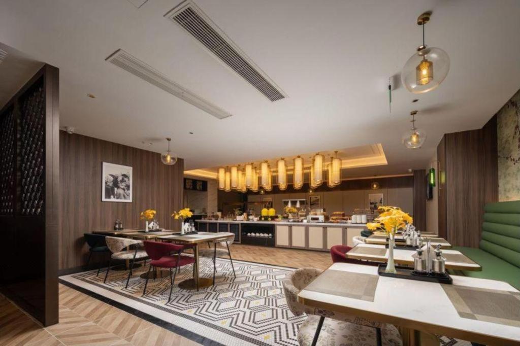 Jinjiang Metropolo Hotel - Taizhou Wanda Plaza Exterior photo
